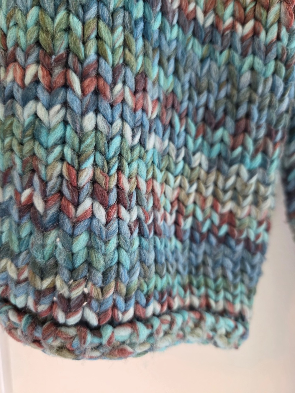 Columbia wool blend sweater L boxy chunky knit roll hem turtleneck cottage core - Picture 4 of 10